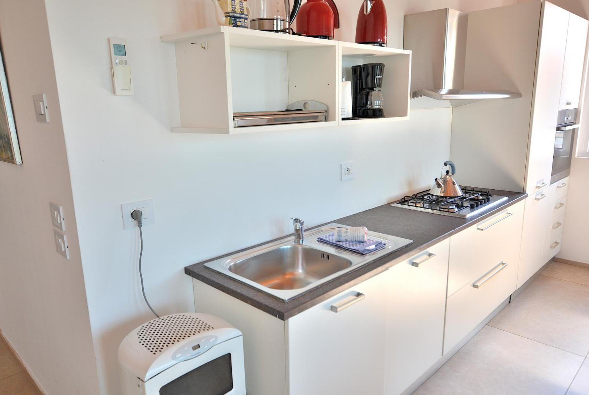 South Apartment With Pool Torri Del Benaco Dış mekan fotoğraf