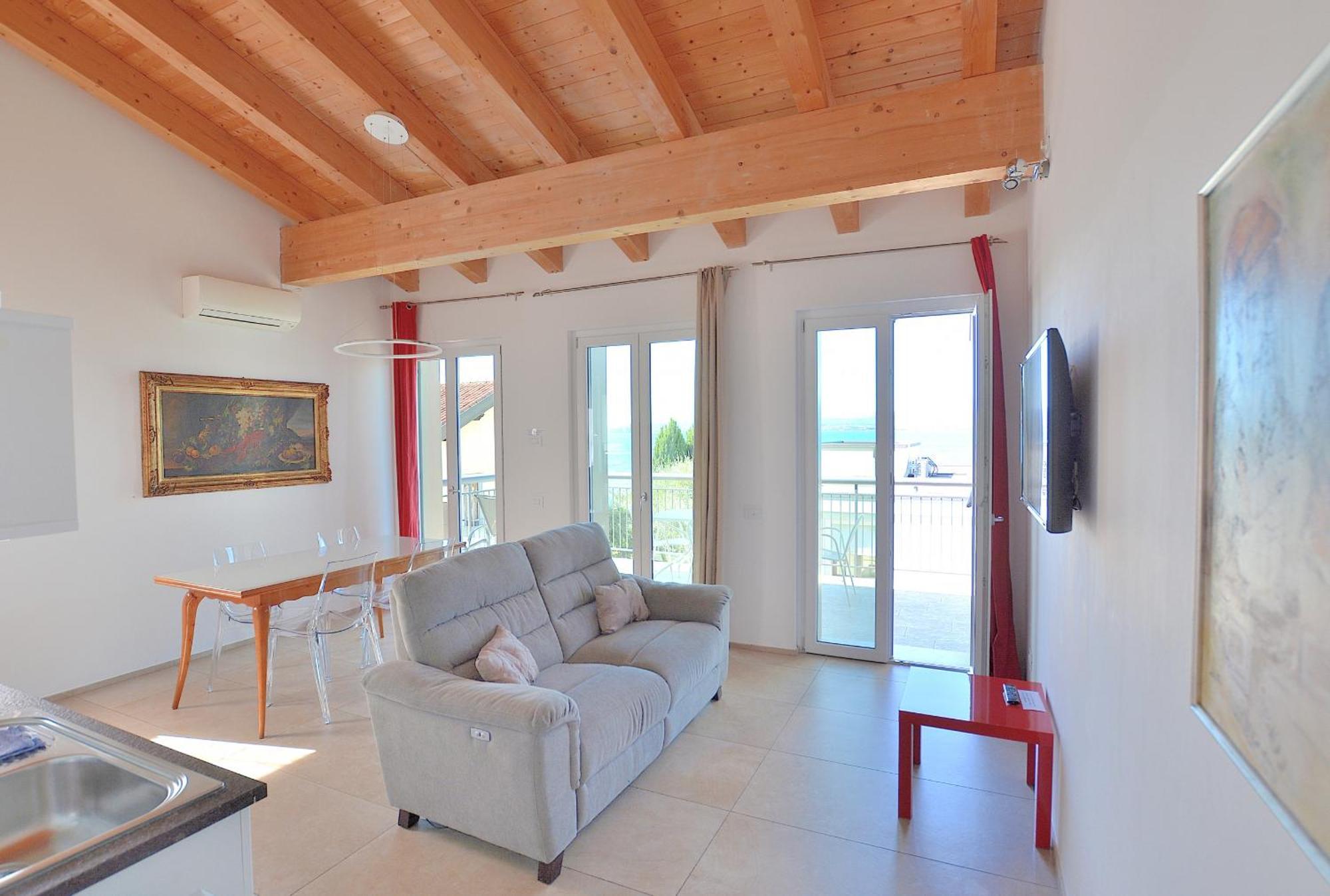 South Apartment With Pool Torri Del Benaco Dış mekan fotoğraf